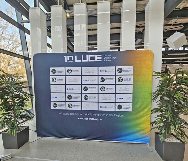 Mit gezielter Weiterbildung stärkt der BRK Kreisverband Bayreuth die Integration internationaler Pflegekräfte und investiert in eine vielfältige, zukunftsfähige Pflege. LUCE Stiftung.